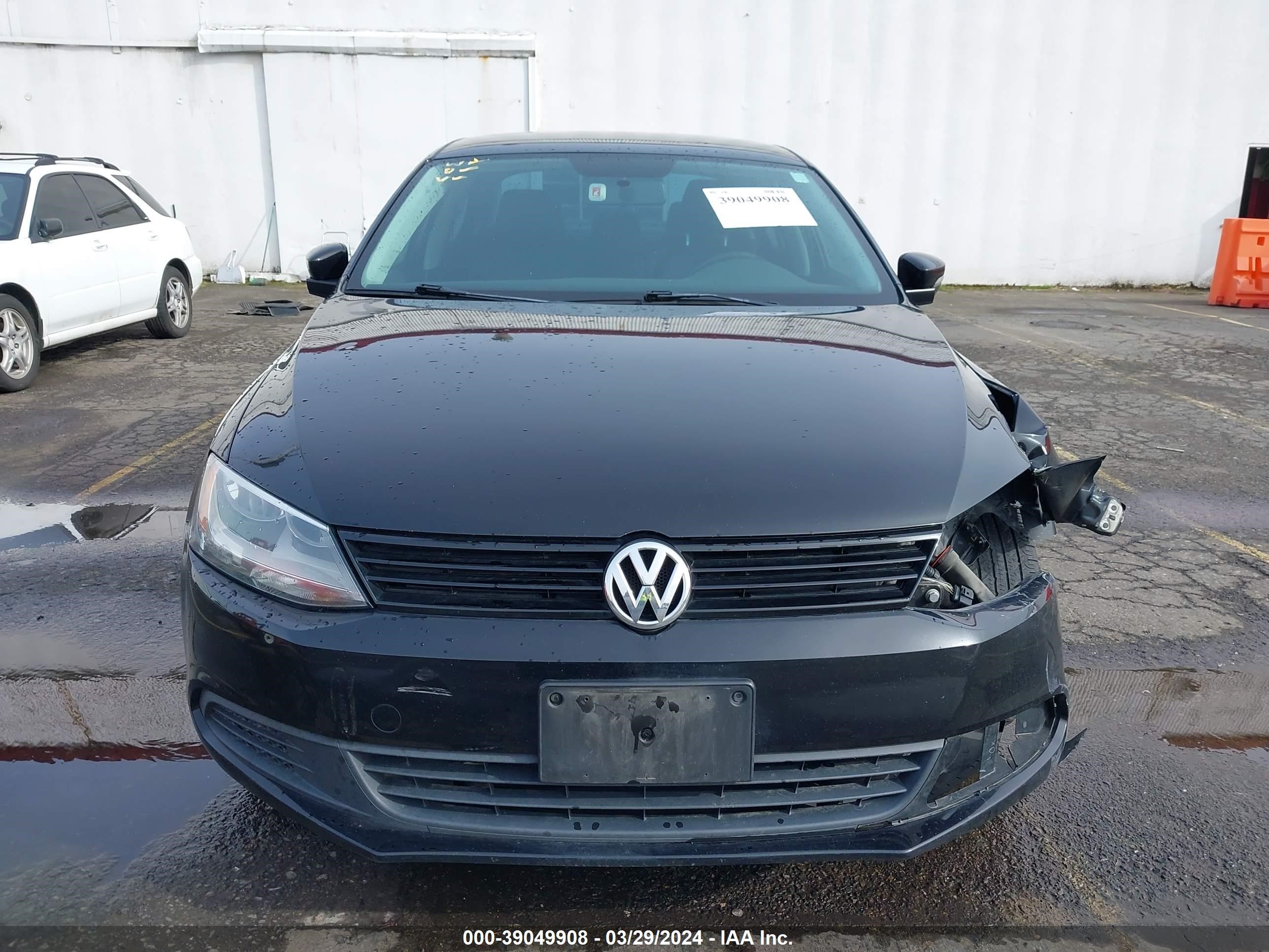 Photo 12 VIN: 3VWD17AJXEM413365 - VOLKSWAGEN JETTA 