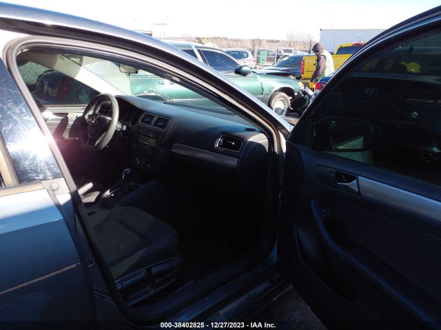 Photo 4 VIN: 3VWD17AJXFM209800 - VOLKSWAGEN JETTA 