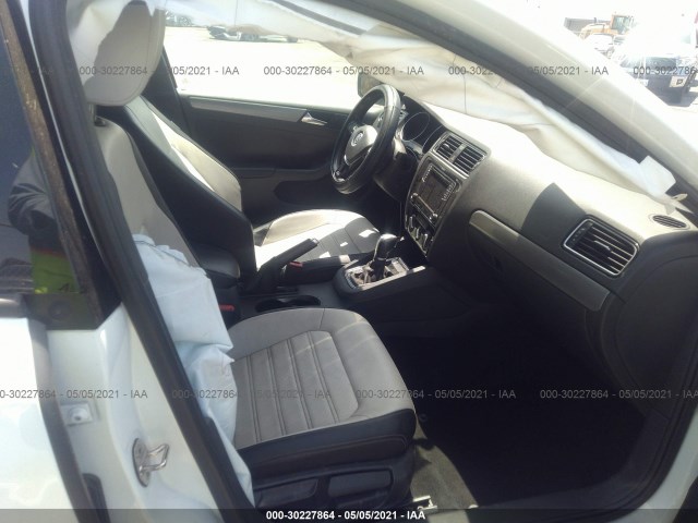 Photo 4 VIN: 3VWD17AJXGM220233 - VOLKSWAGEN JETTA 