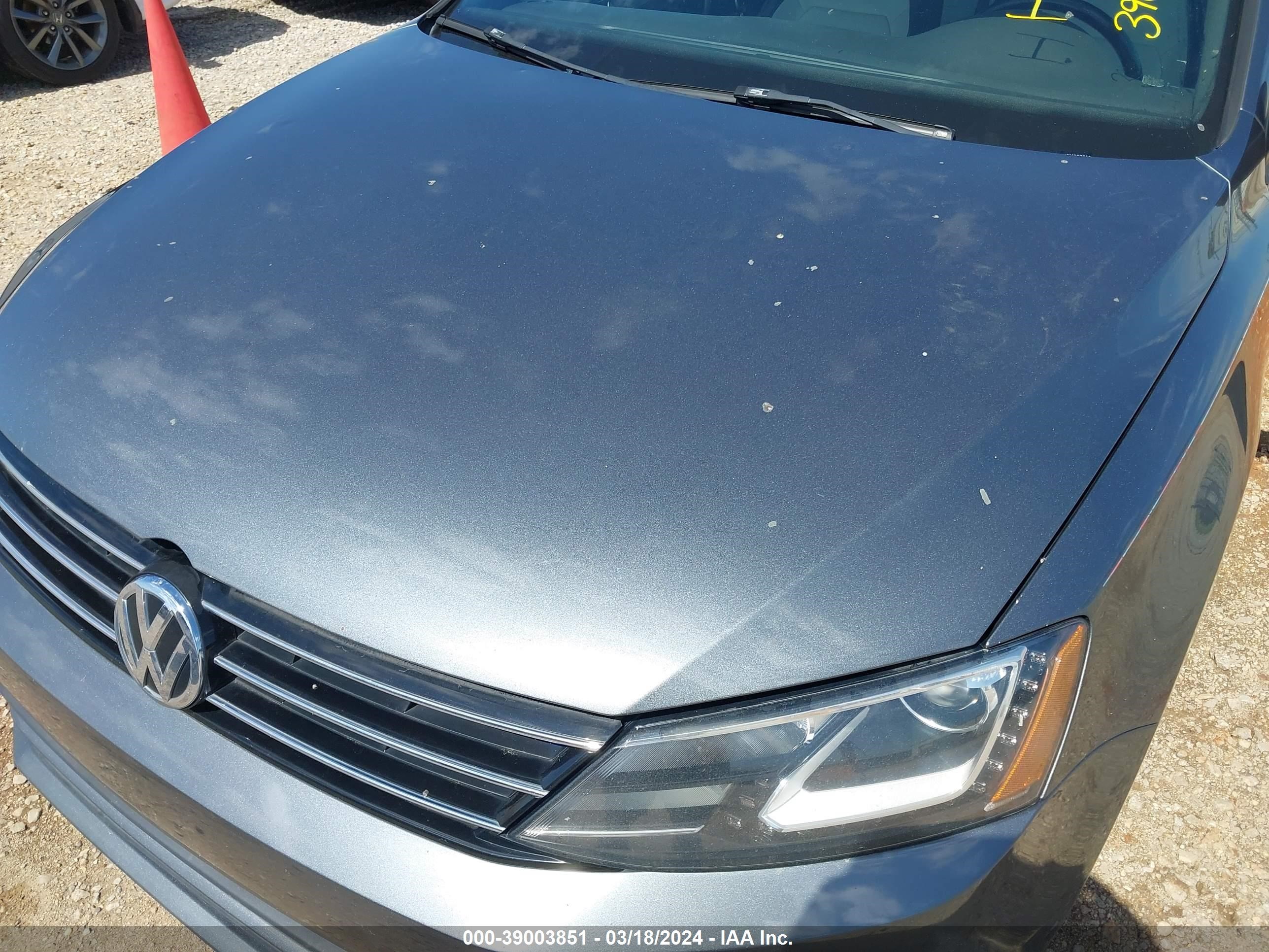 Photo 5 VIN: 3VWD17AJXGM302611 - VOLKSWAGEN JETTA 