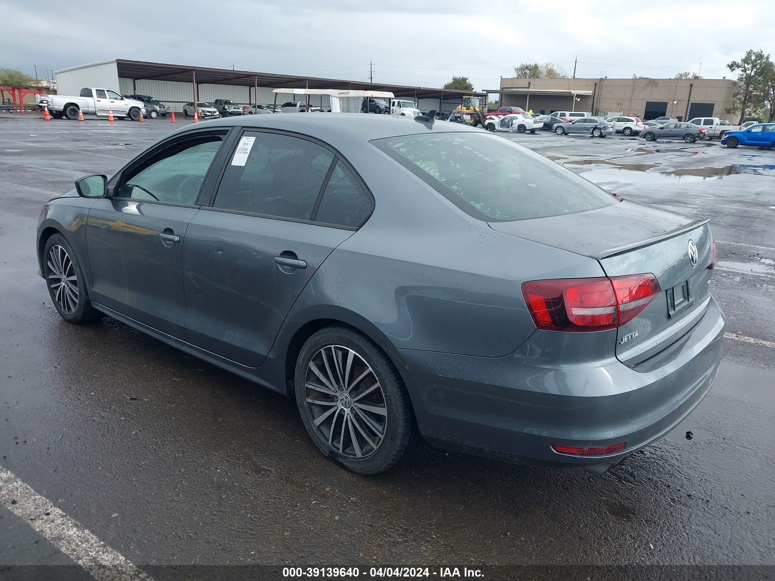 Photo 2 VIN: 3VWD17AJXGM371766 - VOLKSWAGEN JETTA 