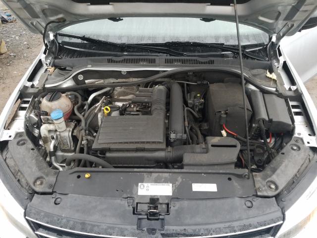 Photo 6 VIN: 3VWD67AJ0GM209078 - VOLKSWAGEN JETTA SE 