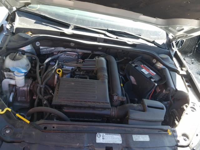 Photo 6 VIN: 3VWD67AJ0GM225748 - VOLKSWAGEN JETTA SE 