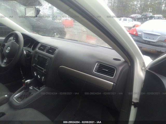 Photo 4 VIN: 3VWD67AJ1GM220283 - VOLKSWAGEN JETTA 