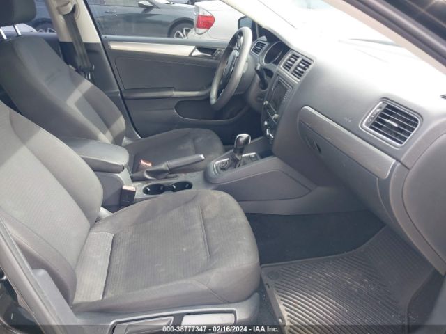 Photo 4 VIN: 3VWD67AJ1GM290012 - VOLKSWAGEN JETTA 