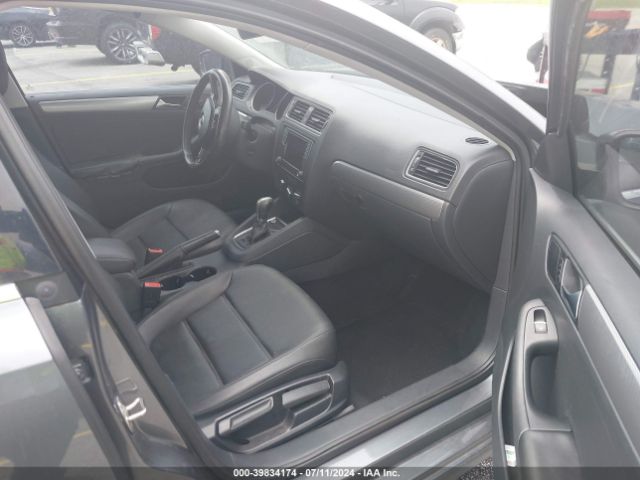 Photo 4 VIN: 3VWD67AJ3GM313757 - VOLKSWAGEN JETTA 