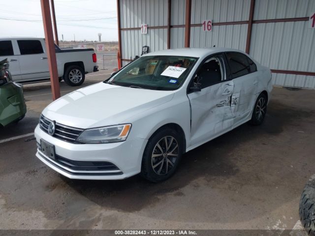 Photo 1 VIN: 3VWD67AJ4GM252483 - VOLKSWAGEN JETTA 