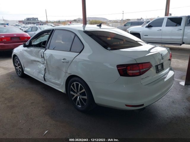 Photo 2 VIN: 3VWD67AJ4GM252483 - VOLKSWAGEN JETTA 