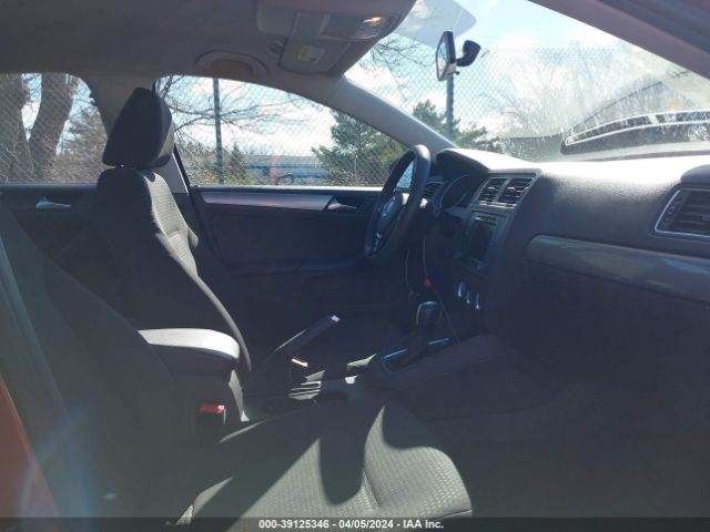 Photo 4 VIN: 3VWD67AJ5GM256378 - VOLKSWAGEN JETTA 