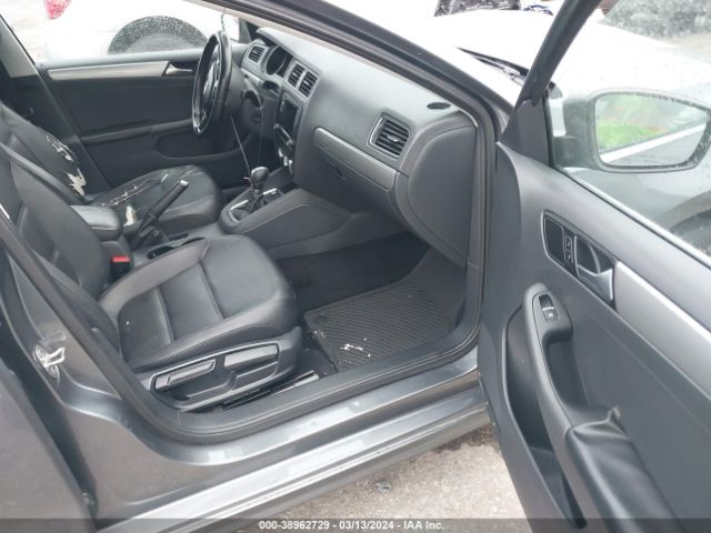 Photo 4 VIN: 3VWD67AJ5GM393949 - VOLKSWAGEN JETTA 