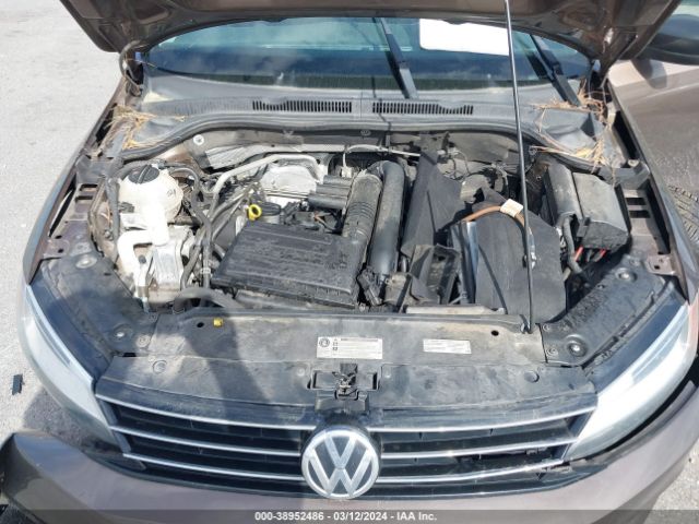 Photo 9 VIN: 3VWD67AJXGM218483 - VOLKSWAGEN JETTA 