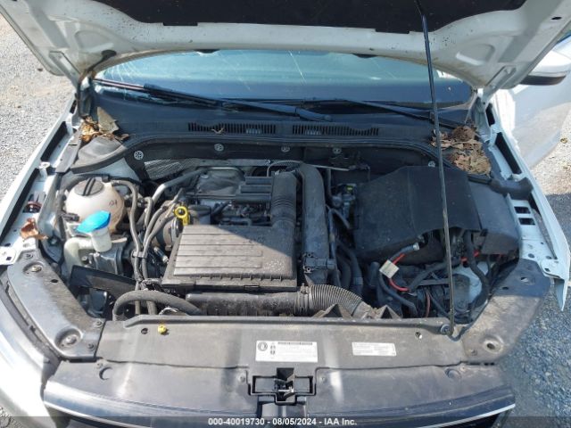 Photo 9 VIN: 3VWD67AJXGM321015 - VOLKSWAGEN JETTA 