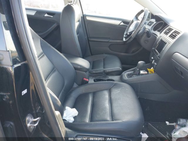 Photo 4 VIN: 3VWD67AJXGM381277 - VOLKSWAGEN JETTA SEDAN 