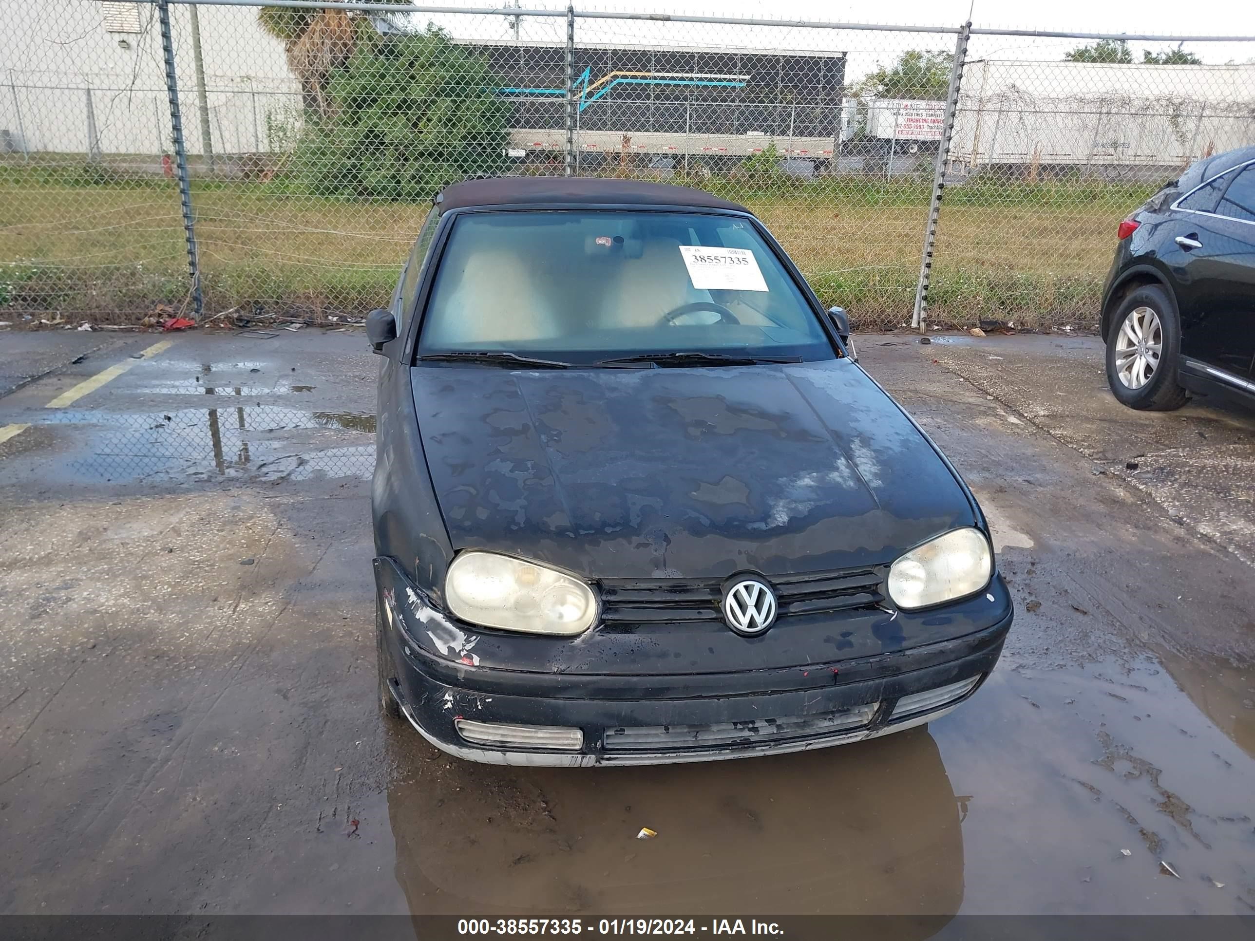 Photo 5 VIN: 3VWDB61E0XM810452 - VOLKSWAGEN NULL 