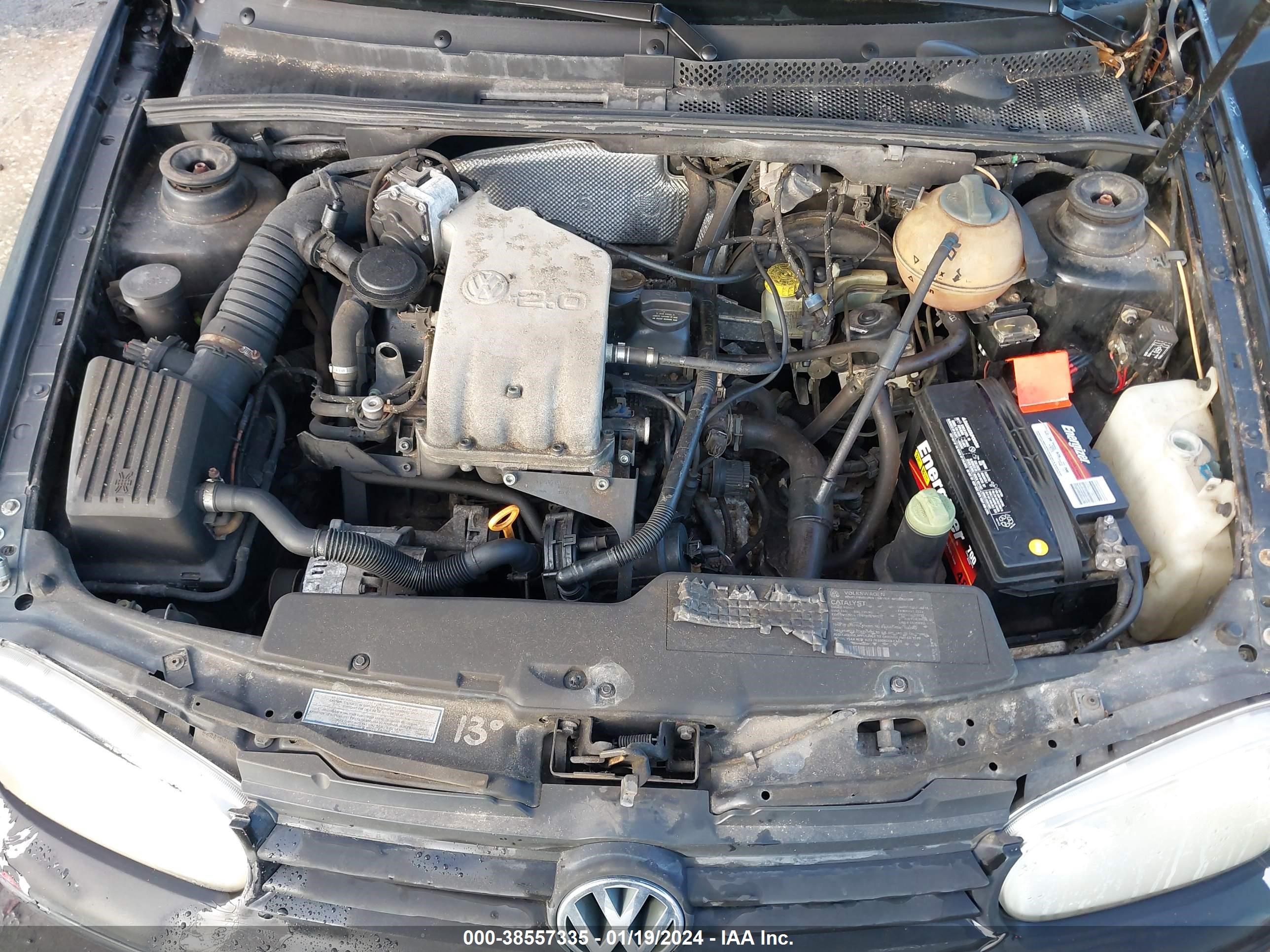 Photo 9 VIN: 3VWDB61E0XM810452 - VOLKSWAGEN NULL 