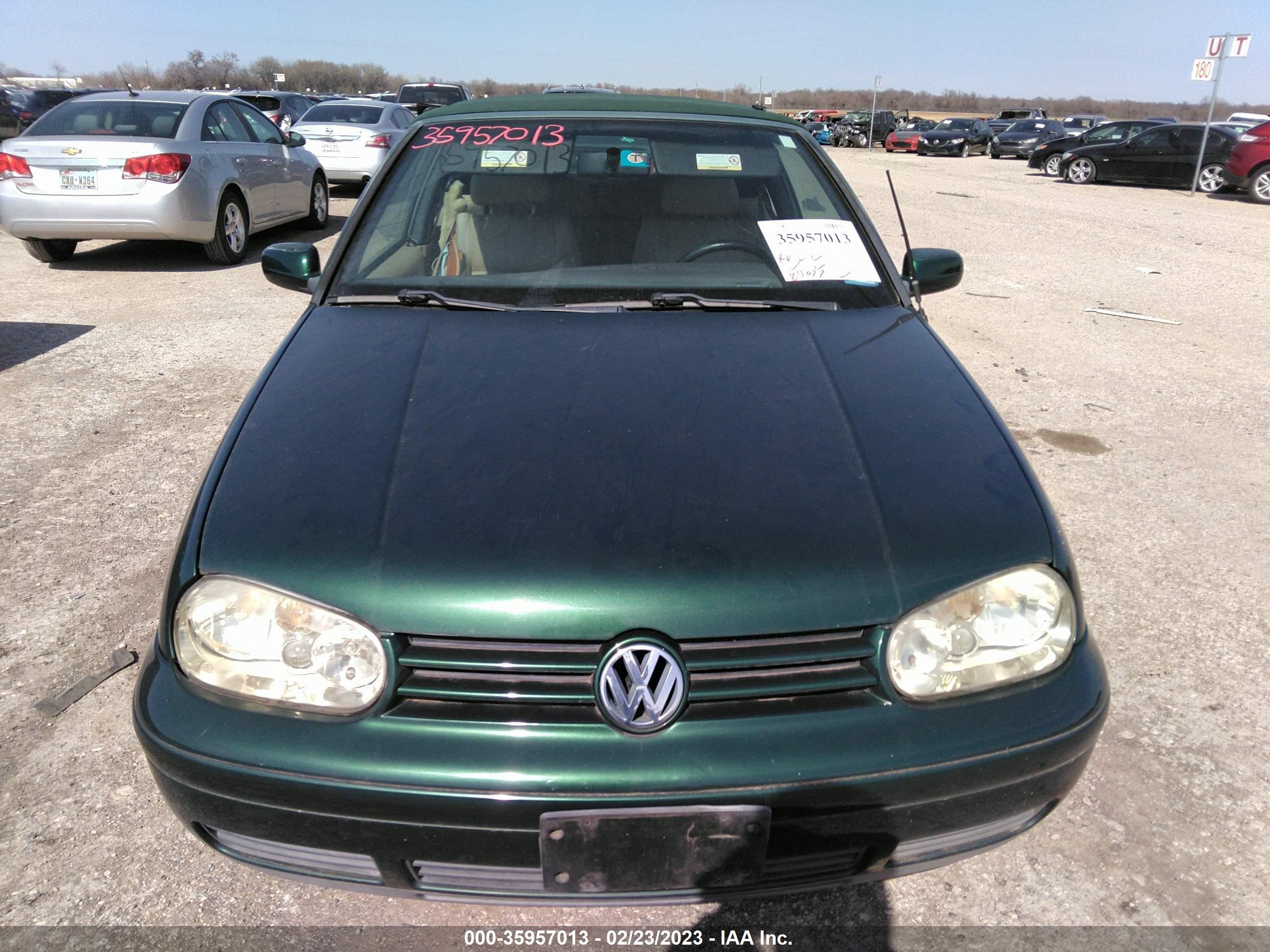 Photo 5 VIN: 3VWDB61E3XM812941 - VOLKSWAGEN NULL 