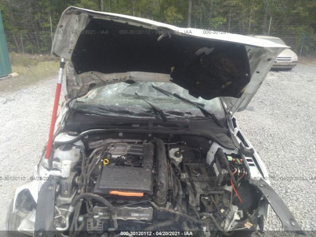 Photo 9 VIN: 3VWDB7AJ0HM209563 - VOLKSWAGEN JETTA 