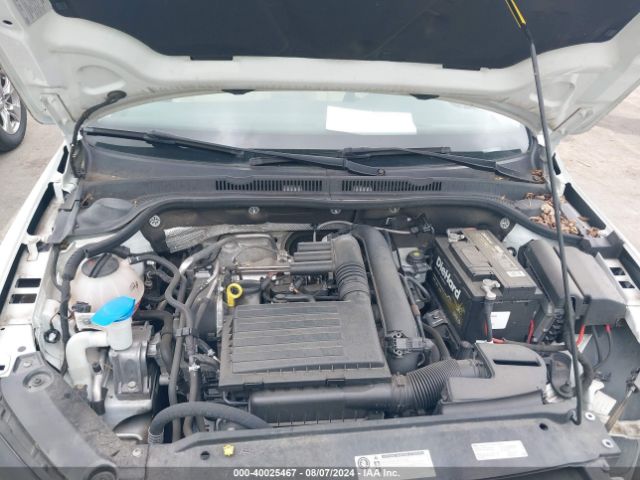 Photo 9 VIN: 3VWDB7AJ0HM230980 - VOLKSWAGEN JETTA 