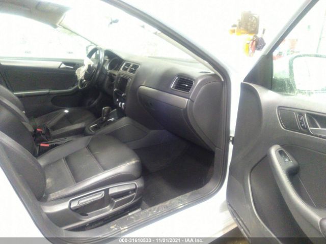 Photo 4 VIN: 3VWDB7AJ0HM388462 - VOLKSWAGEN JETTA 