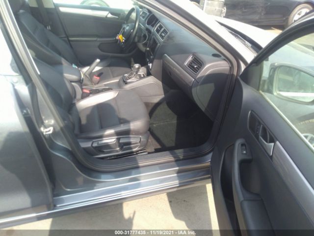 Photo 4 VIN: 3VWDB7AJ0JM206782 - VOLKSWAGEN JETTA 