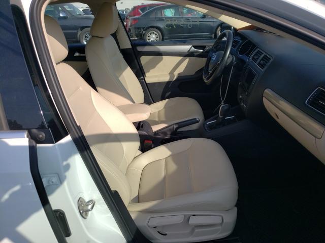 Photo 4 VIN: 3VWDB7AJ0JM223775 - VOLKSWAGEN JETTA SE 