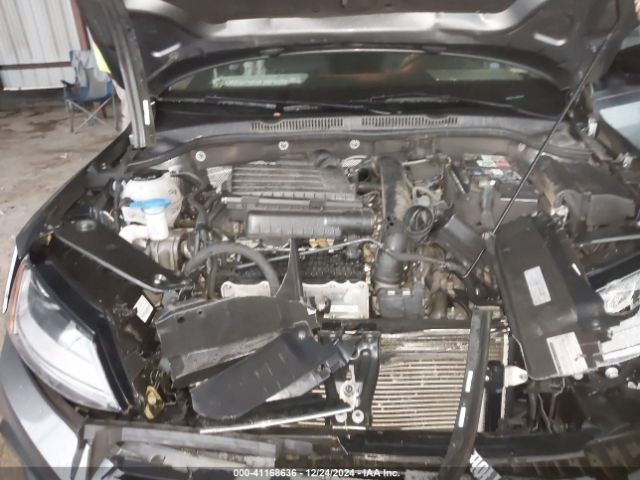 Photo 9 VIN: 3VWDB7AJ1JM204992 - VOLKSWAGEN JETTA 