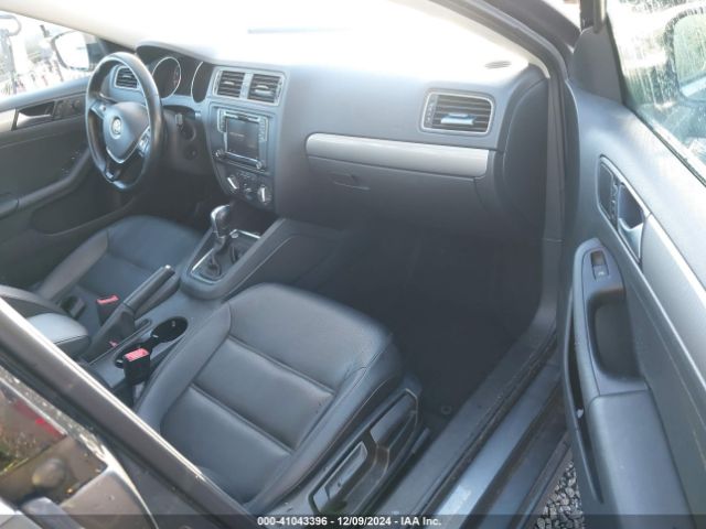 Photo 4 VIN: 3VWDB7AJ2HM242998 - VOLKSWAGEN JETTA 