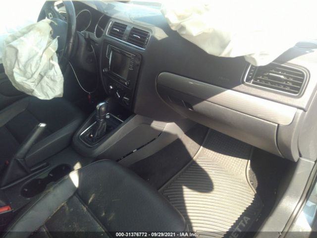 Photo 4 VIN: 3VWDB7AJ2HM313620 - VOLKSWAGEN JETTA 