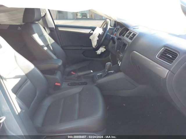 Photo 4 VIN: 3VWDB7AJ2HM398118 - VOLKSWAGEN JETTA 