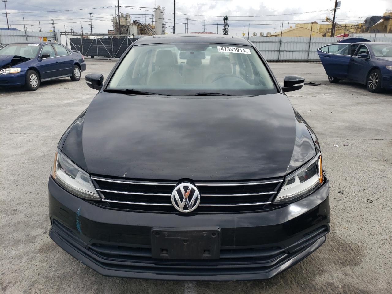 Photo 4 VIN: 3VWDB7AJ3HM201201 - VOLKSWAGEN JETTA 