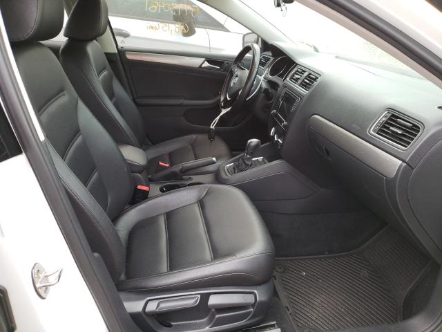 Photo 4 VIN: 3VWDB7AJ3HM377469 - VOLKSWAGEN JETTA SE 