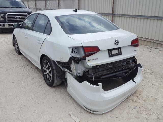 Photo 2 VIN: 3VWDB7AJ3JM226377 - VOLKSWAGEN JETTA SE 