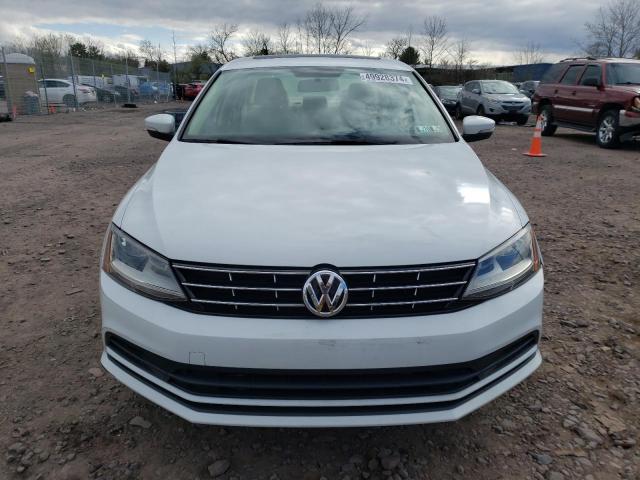 Photo 4 VIN: 3VWDB7AJ3JM230784 - VOLKSWAGEN JETTA 