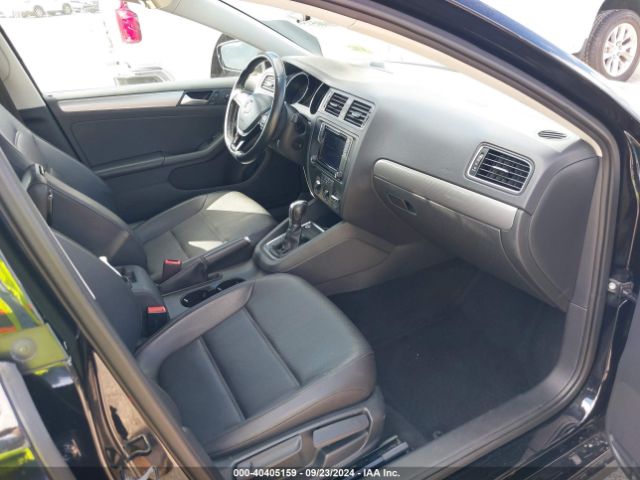 Photo 4 VIN: 3VWDB7AJ3JM241901 - VOLKSWAGEN JETTA 