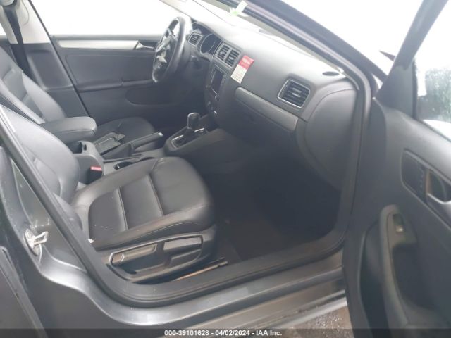 Photo 4 VIN: 3VWDB7AJ4HM231985 - VOLKSWAGEN JETTA 