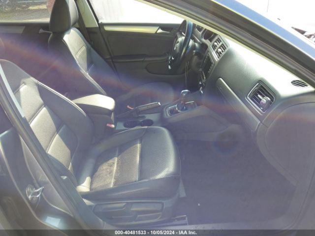 Photo 4 VIN: 3VWDB7AJ4HM395785 - VOLKSWAGEN JETTA 