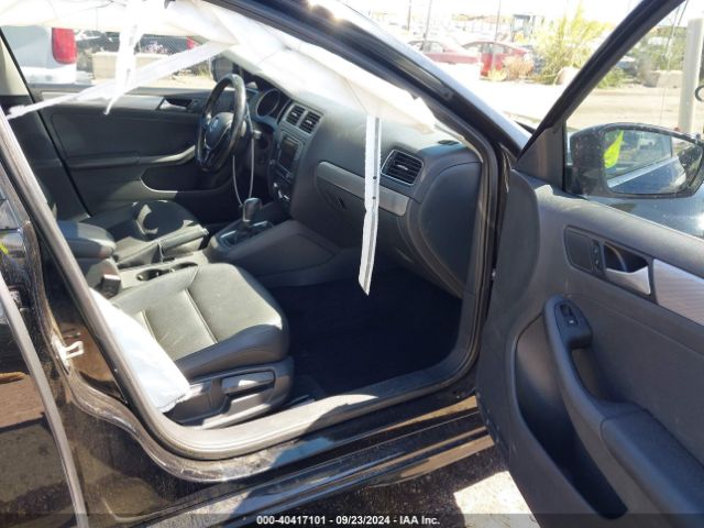 Photo 4 VIN: 3VWDB7AJ4JM236285 - VOLKSWAGEN JETTA 