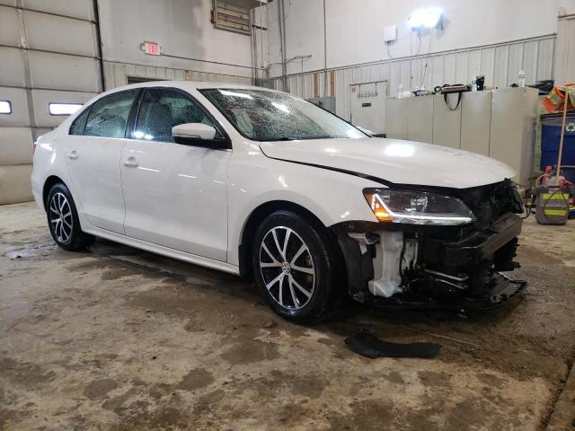 Photo 3 VIN: 3VWDB7AJ4JM261316 - VOLKSWAGEN JETTA SE 