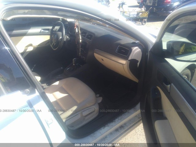 Photo 4 VIN: 3VWDB7AJ5HM234247 - VOLKSWAGEN JETTA 