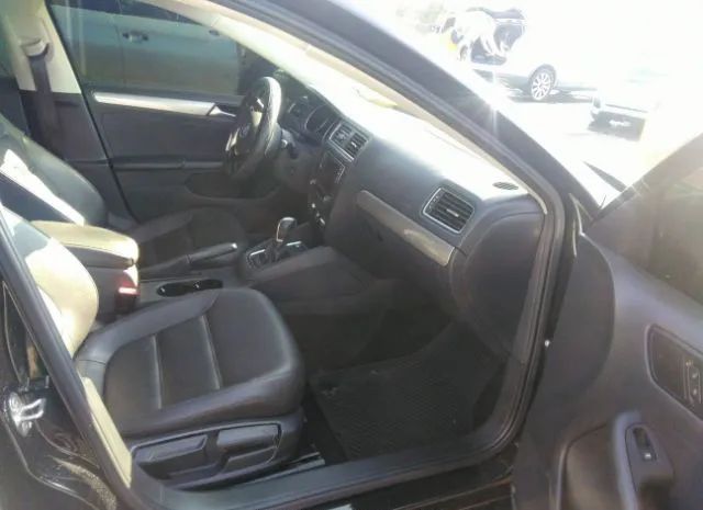 Photo 4 VIN: 3VWDB7AJ5HM290513 - VOLKSWAGEN JETTA 