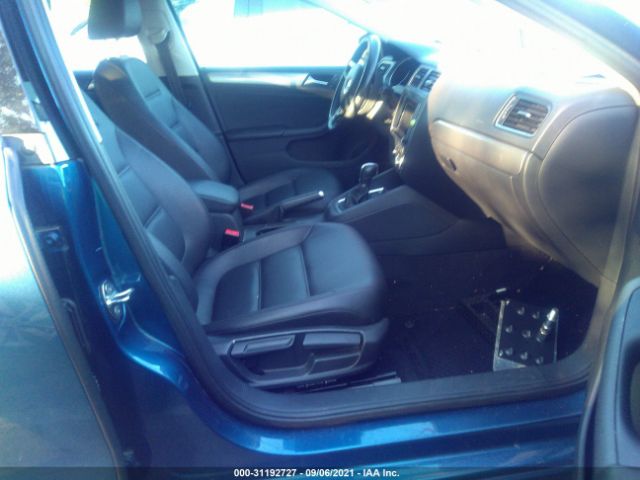 Photo 4 VIN: 3VWDB7AJ5HM307360 - VOLKSWAGEN JETTA 