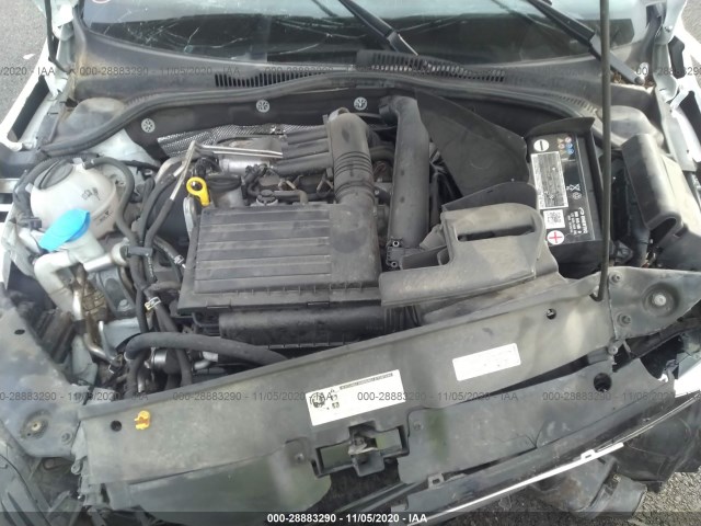 Photo 9 VIN: 3VWDB7AJ5HM371365 - VOLKSWAGEN JETTA 