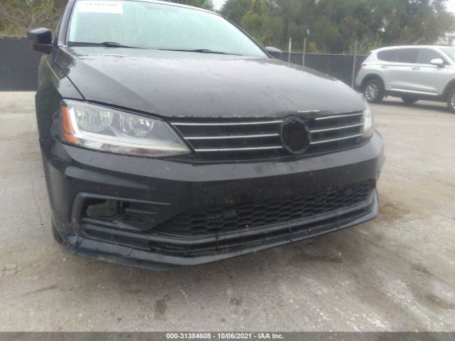 Photo 5 VIN: 3VWDB7AJ5JM211489 - VOLKSWAGEN JETTA 