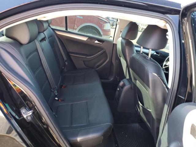 Photo 9 VIN: 3VWDB7AJ5JM263768 - VOLKSWAGEN JETTA SE 