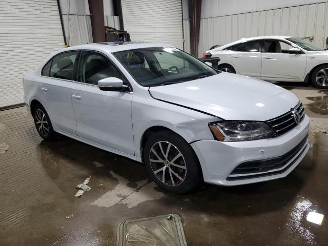 Photo 3 VIN: 3VWDB7AJ7HM233259 - VOLKSWAGEN JETTA SE 