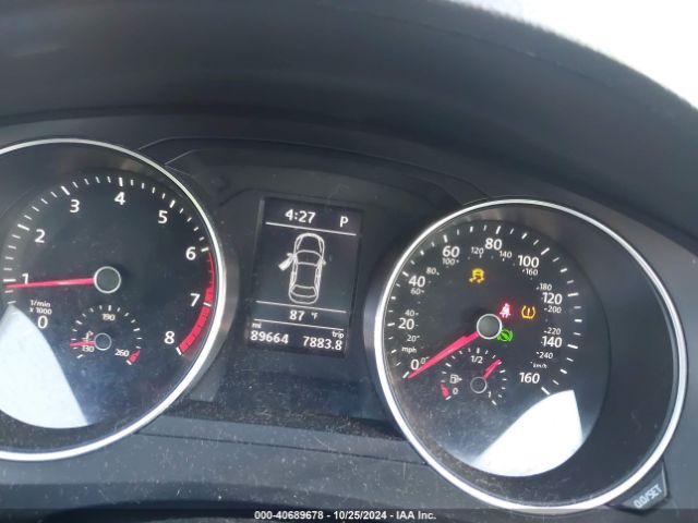 Photo 6 VIN: 3VWDB7AJ7HM234198 - VOLKSWAGEN JETTA 