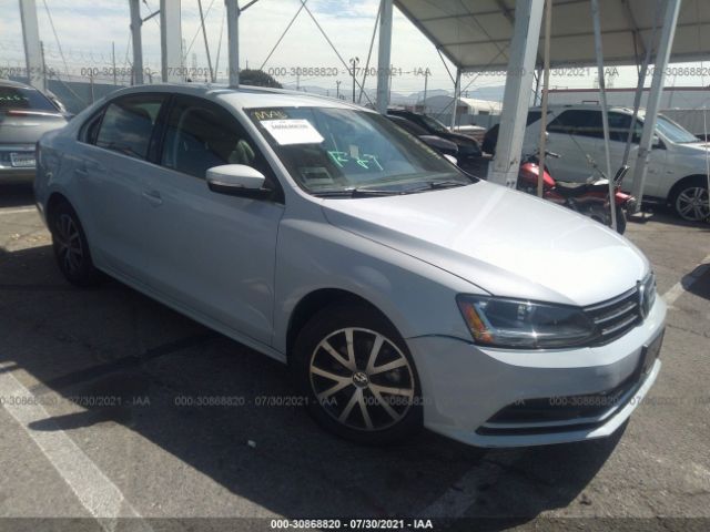 Photo 0 VIN: 3VWDB7AJ7HM358990 - VOLKSWAGEN JETTA 