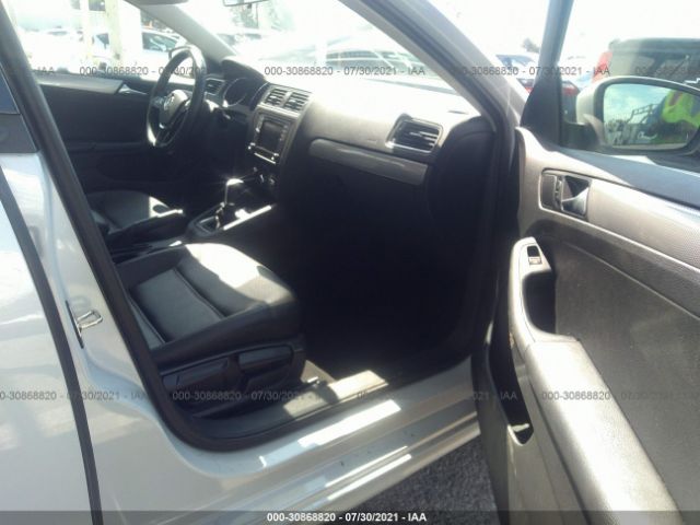 Photo 4 VIN: 3VWDB7AJ7HM358990 - VOLKSWAGEN JETTA 