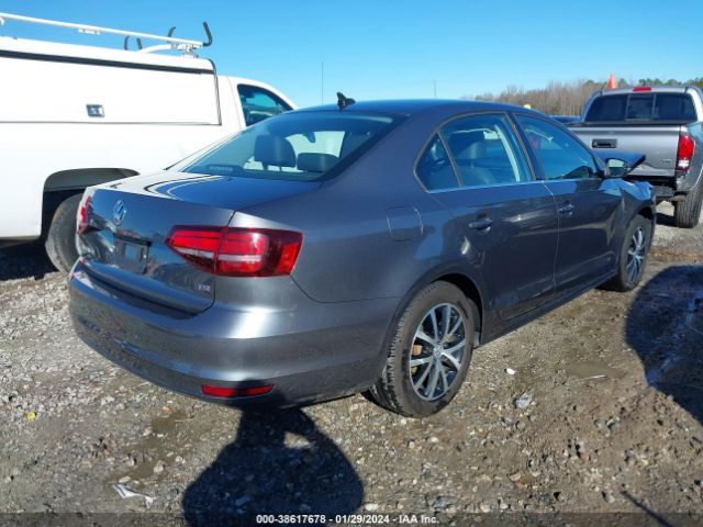 Photo 3 VIN: 3VWDB7AJ7JM228827 - VOLKSWAGEN JETTA 