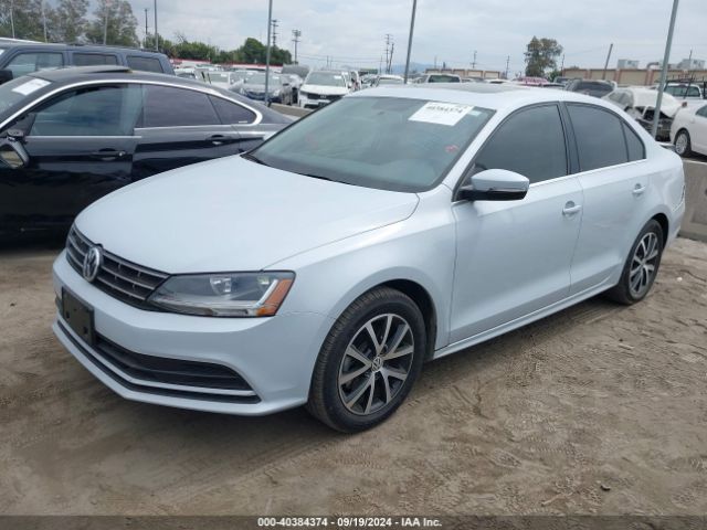 Photo 1 VIN: 3VWDB7AJ7JM241481 - VOLKSWAGEN JETTA 